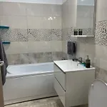 Iany 1 Apartament