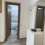Iany 1 * Năvodari