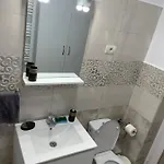 Iany 1 Apartament