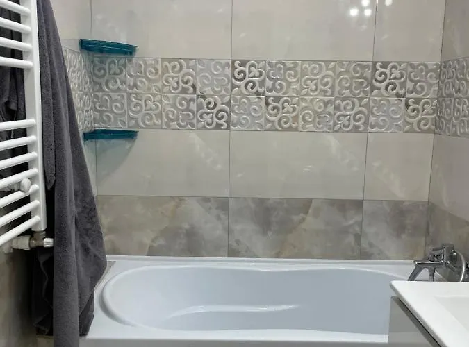 アパート Iany 1 *