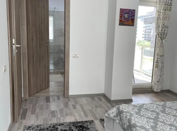 Iany 1 アパート ナボダリ