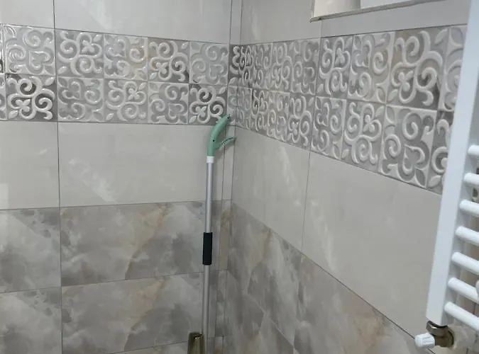 アパート Iany 1 ナボダリ